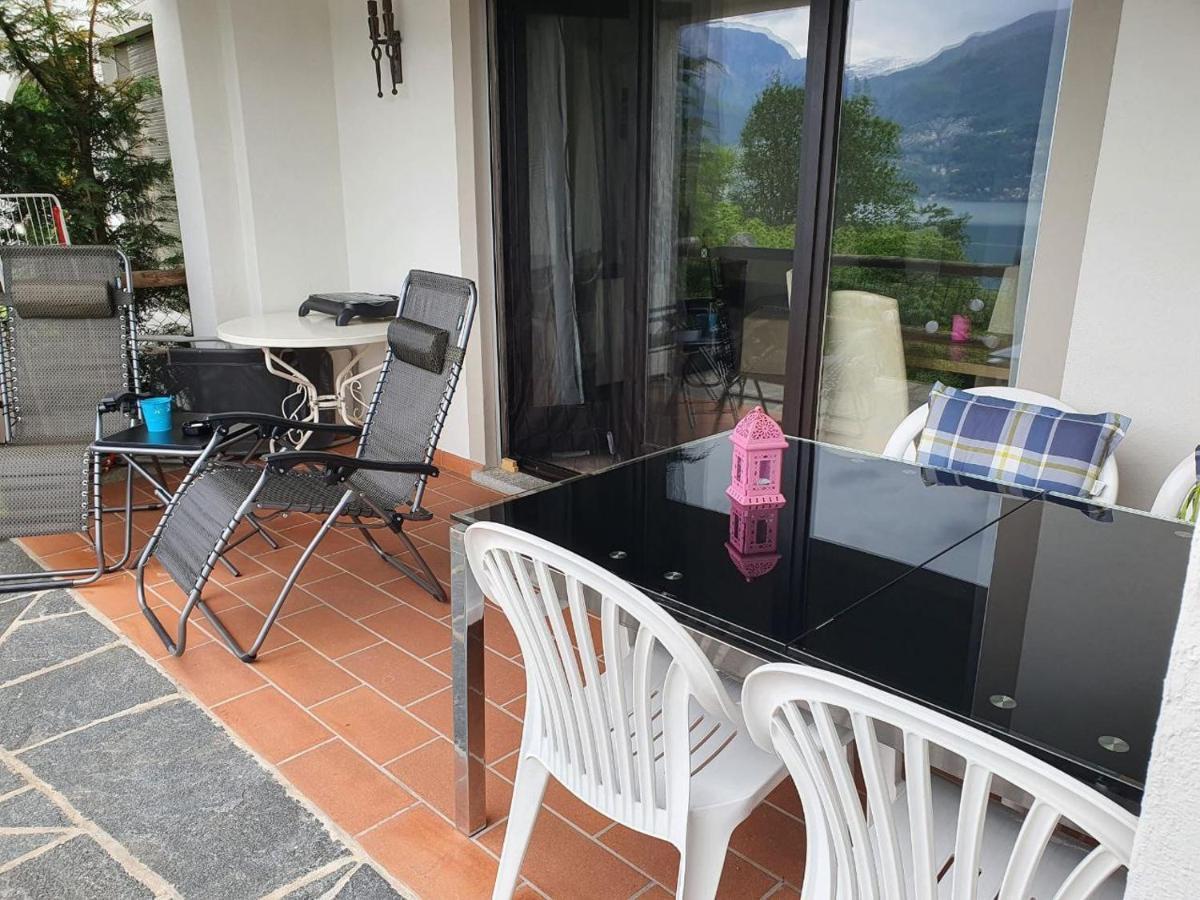1 Mit Seesicht Und Pool *